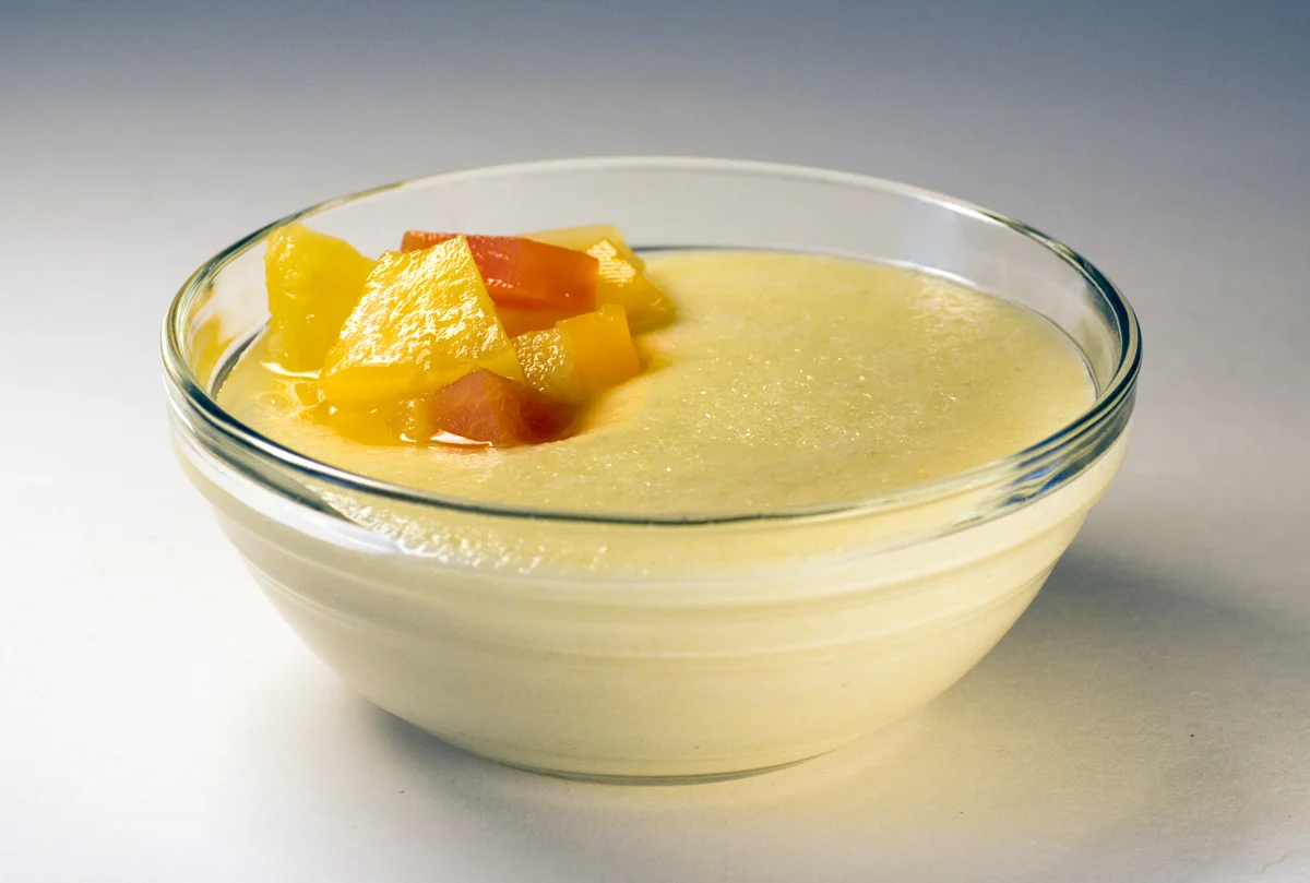 Grießbrei mit Milch